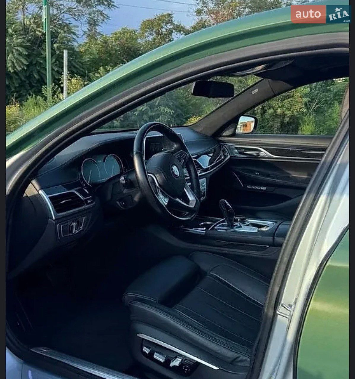 Bmw 740I 2015 VIN WBA7E2C51GG504705 фото оголошення 7 з 18