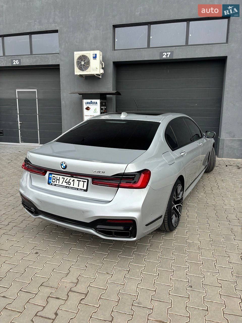 Bmw 740I 2015 VIN WBA7E2C51GG504705 фото оголошення 17 з 18