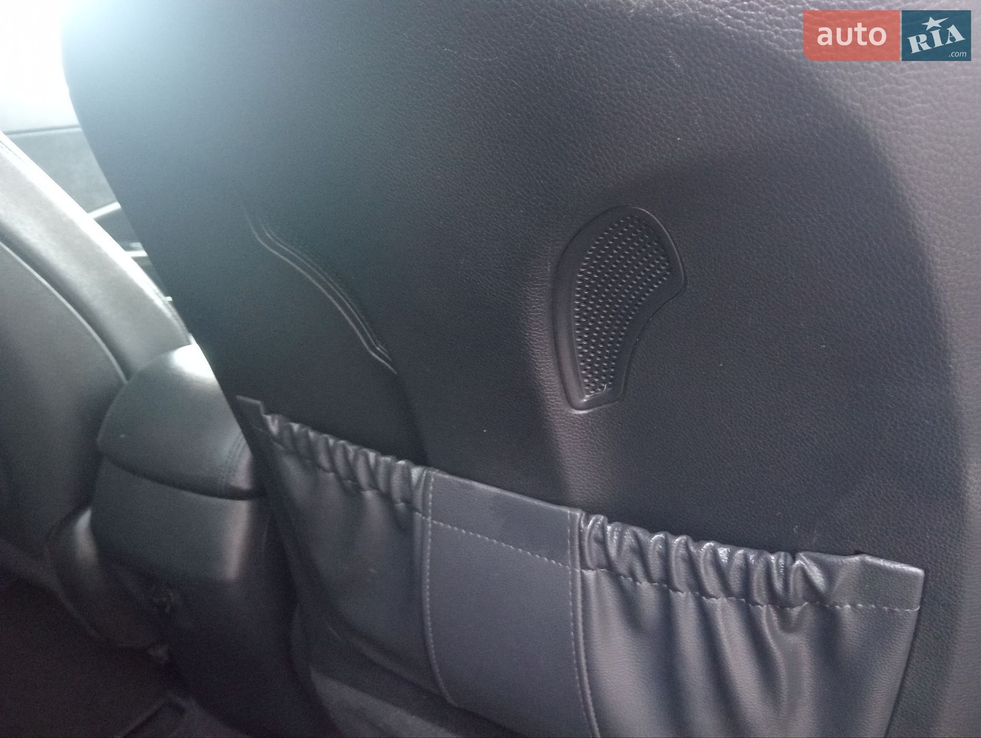 Hyundai Grand Santa Fe 2017 VIN KMHSR81XDHU224445 фото оголошення 6 з 53
