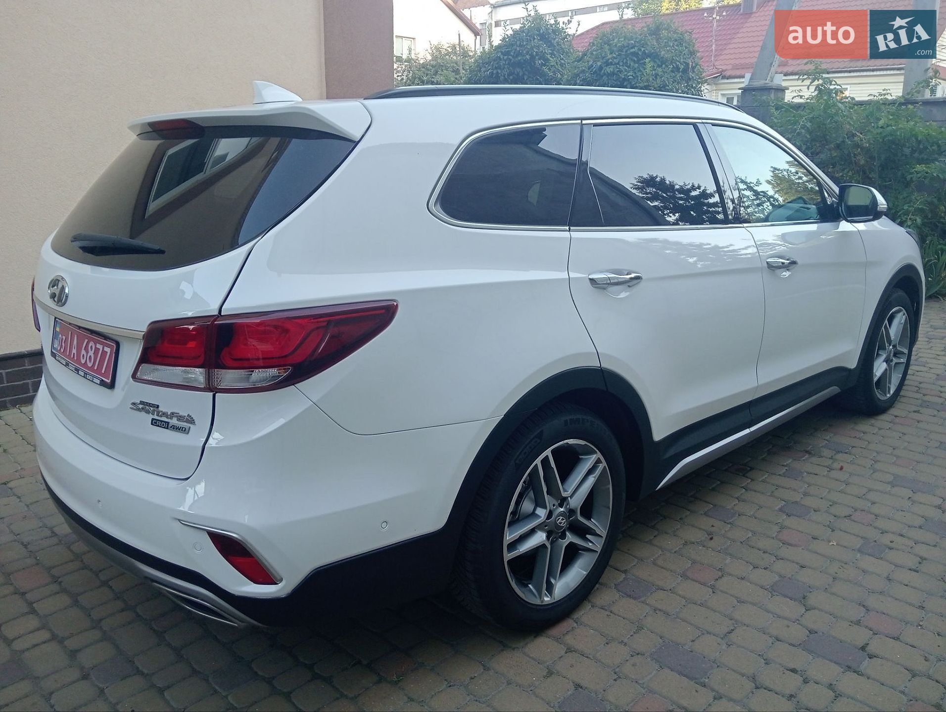 Hyundai Grand Santa Fe 2017 VIN KMHSR81XDHU224445 фото оголошення 9 з 53