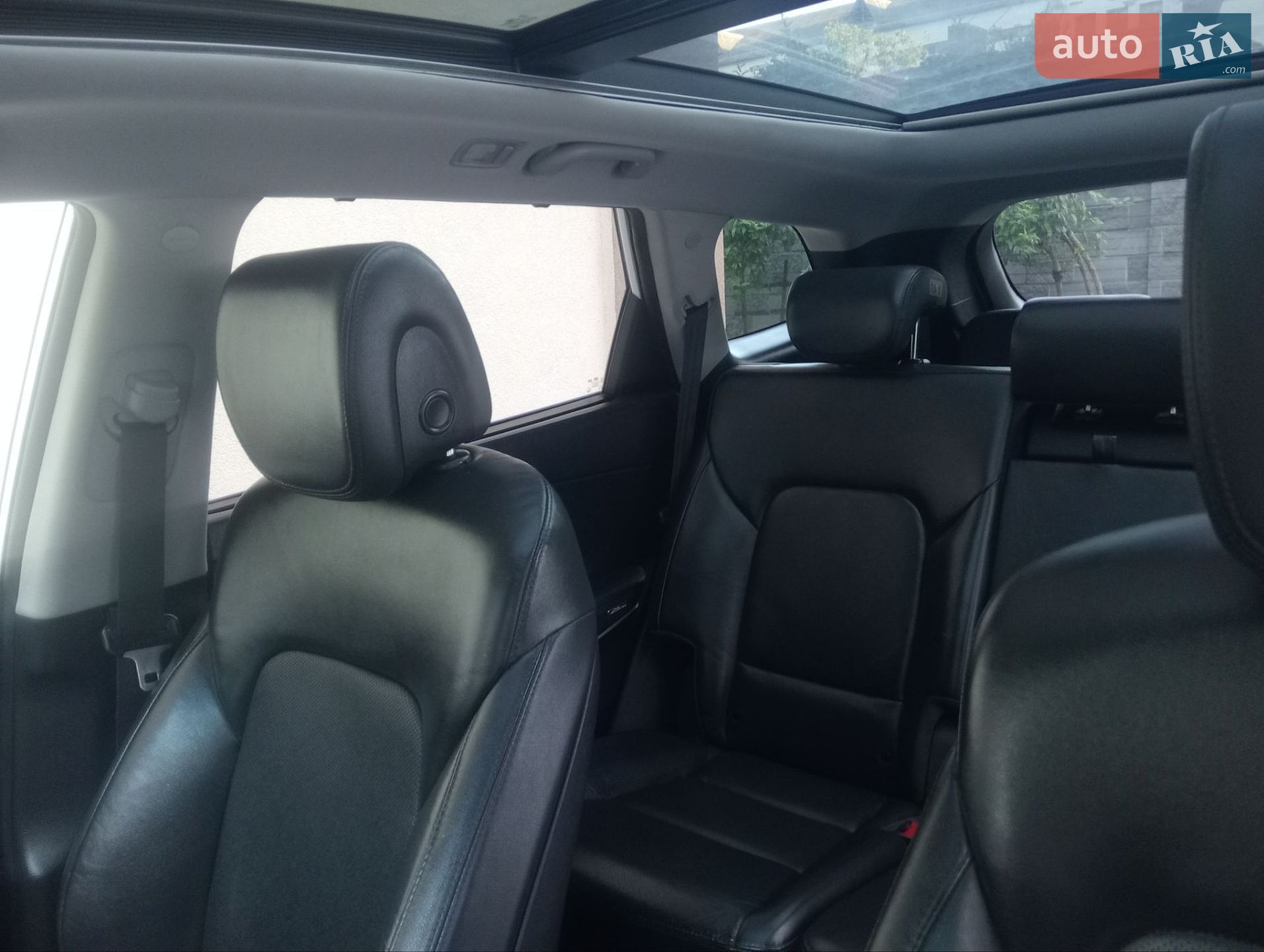 Hyundai Grand Santa Fe 2017 VIN KMHSR81XDHU224445 фото оголошення 46 з 53