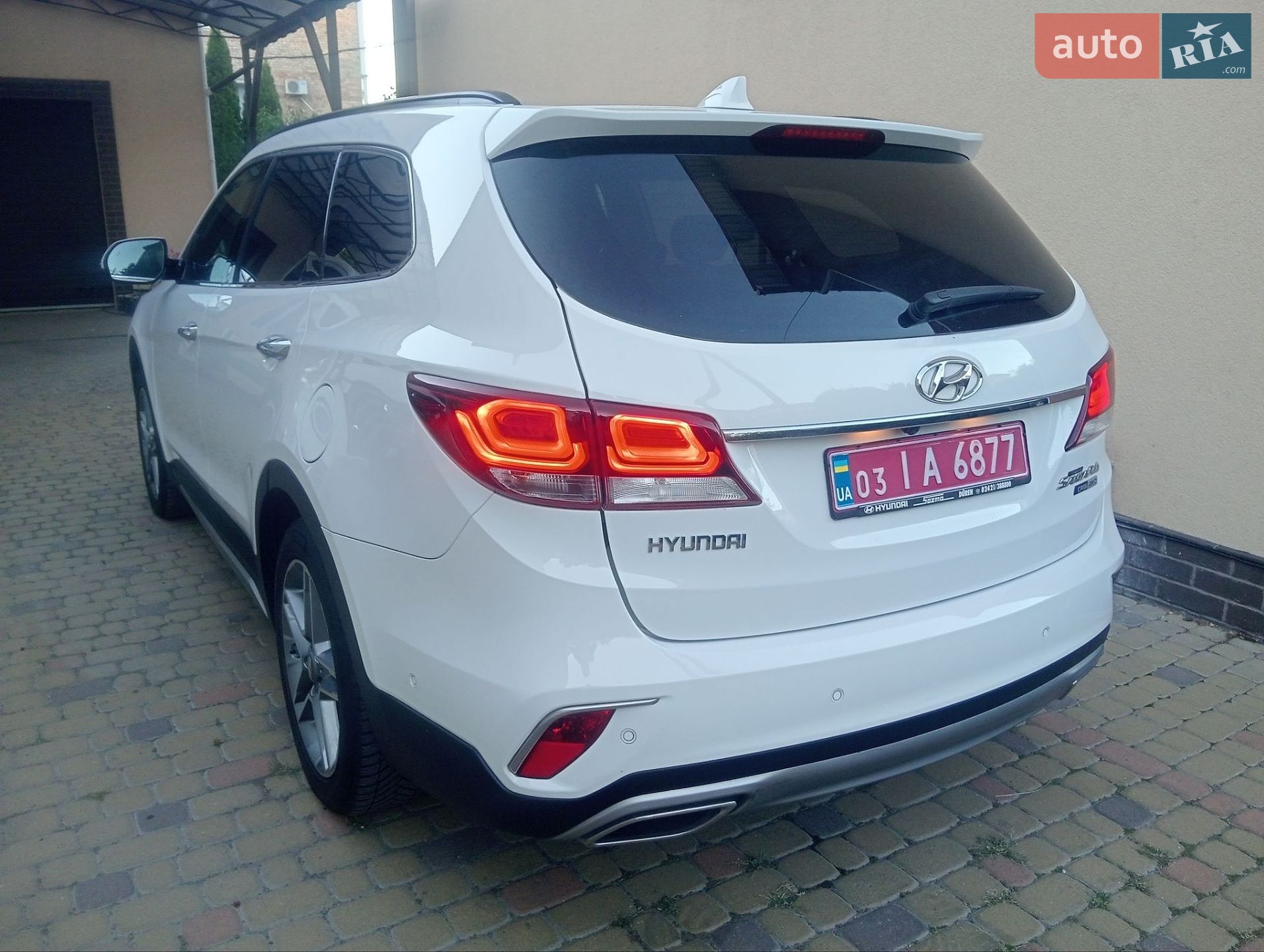 Hyundai Grand Santa Fe 2017 VIN KMHSR81XDHU224445 фото оголошення 47 з 53