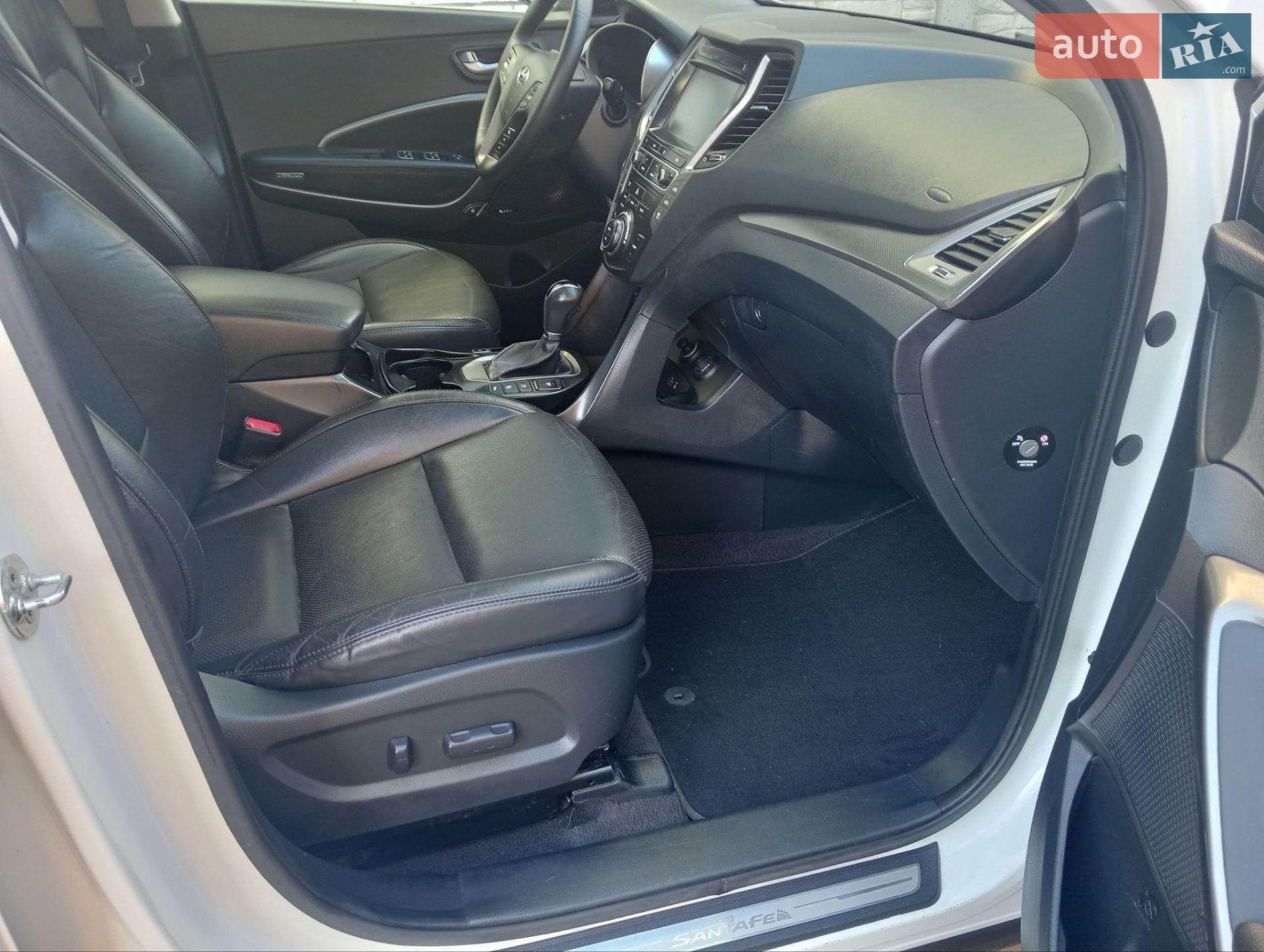Hyundai Grand Santa Fe 2017 VIN KMHSR81XDHU224445 фото оголошення 53 з 53