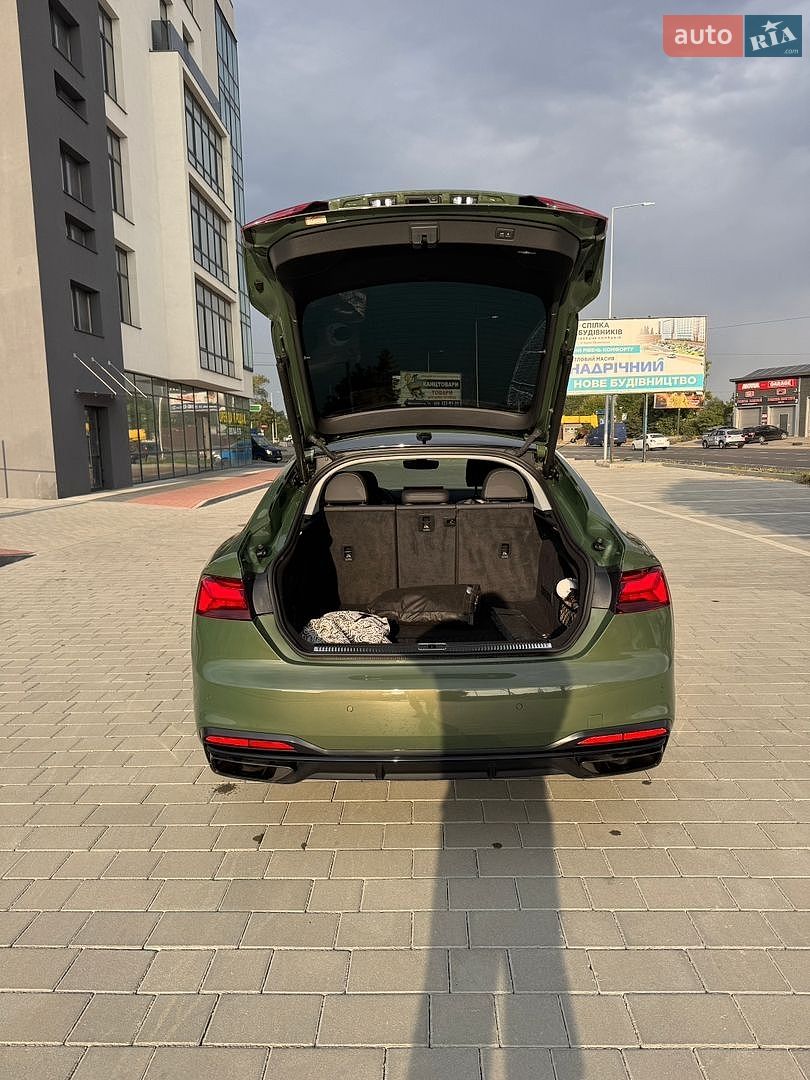 Audi A5 2021 VIN WAUCBCF51NA017318 фото оголошення 10 з 20