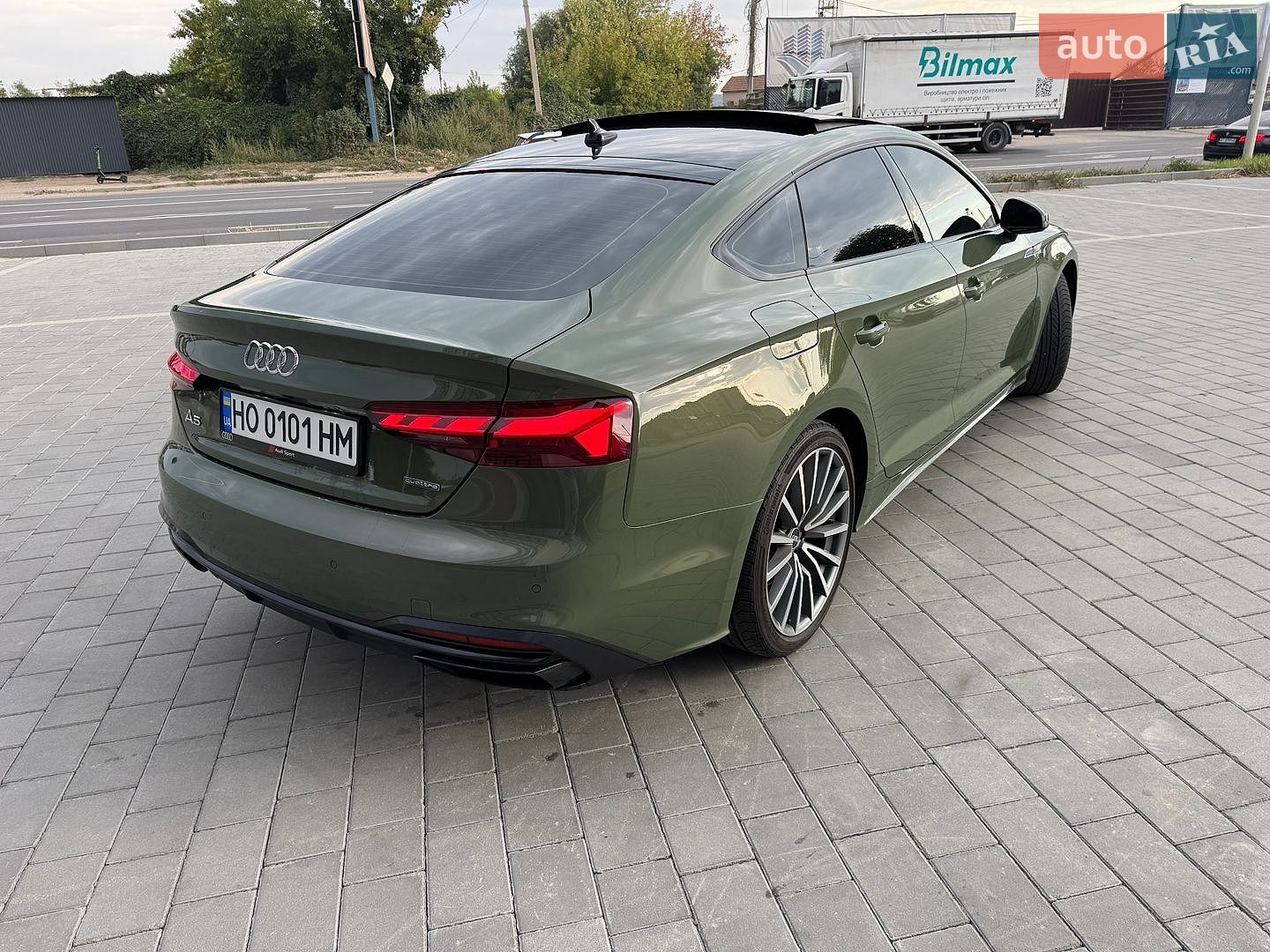 Audi A5 2021 VIN WAUCBCF51NA017318 фото оголошення 6 з 20