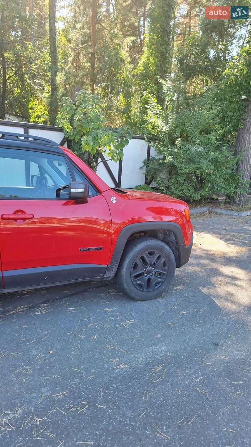 Jeep Renegade 2018 VIN ZACCJBCB0JPH28433 фото оголошення 6 з 54