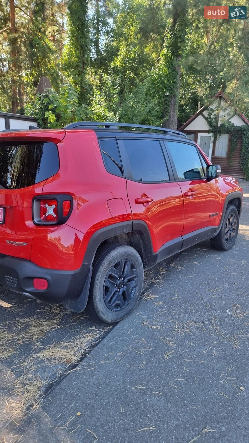 Jeep Renegade 2018 VIN ZACCJBCB0JPH28433 фото оголошення 8 з 54