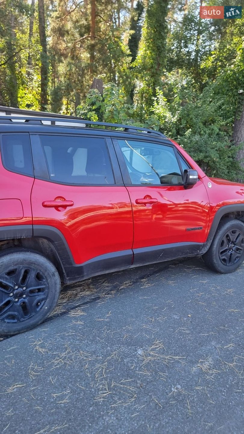 Jeep Renegade 2018 VIN ZACCJBCB0JPH28433 фото оголошення 7 з 54