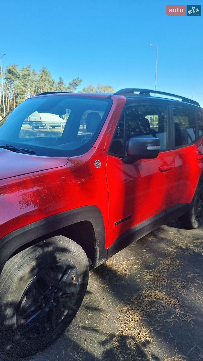 Jeep Renegade 2018 VIN ZACCJBCB0JPH28433 фото оголошення 15 з 54