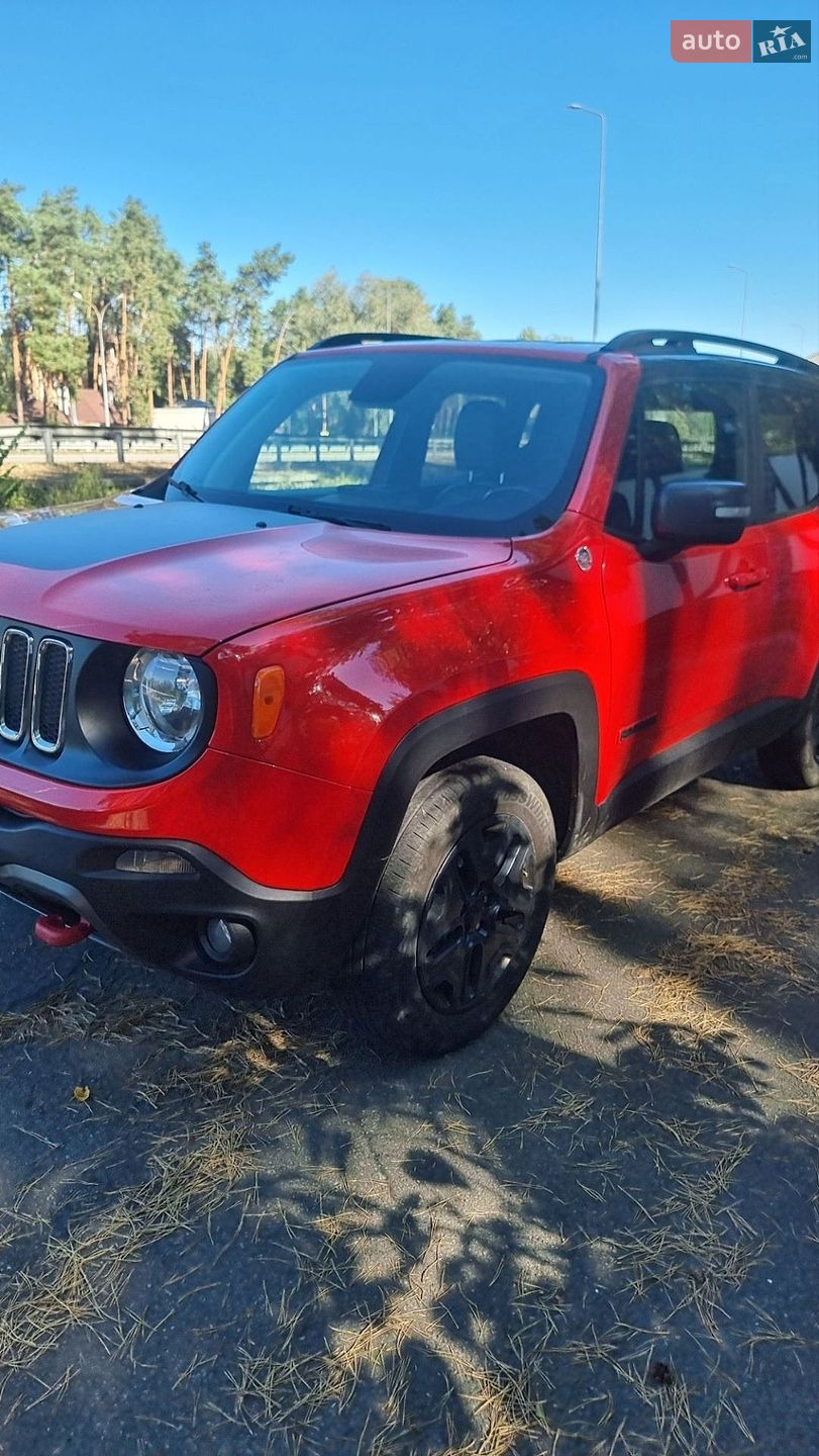 Jeep Renegade 2018 VIN ZACCJBCB0JPH28433 фото оголошення 16 з 54