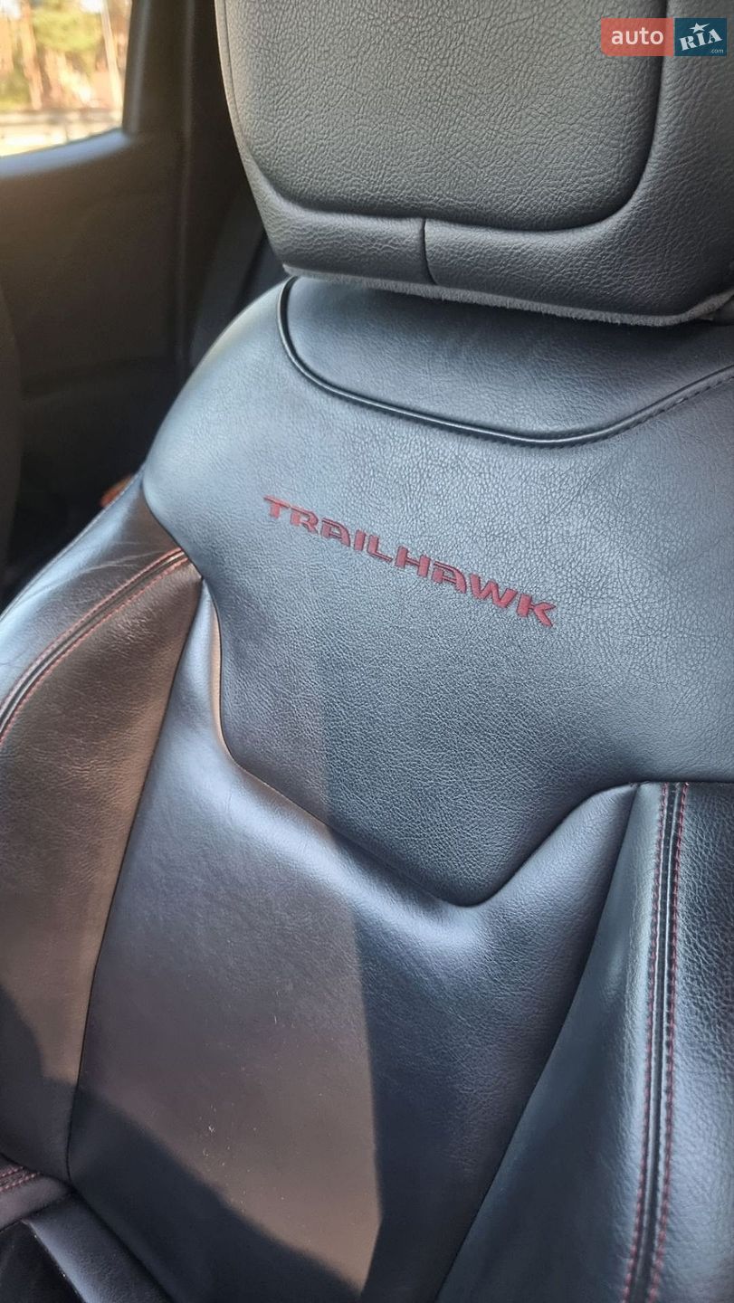 Jeep Renegade 2018 VIN ZACCJBCB0JPH28433 фото оголошення 31 з 54