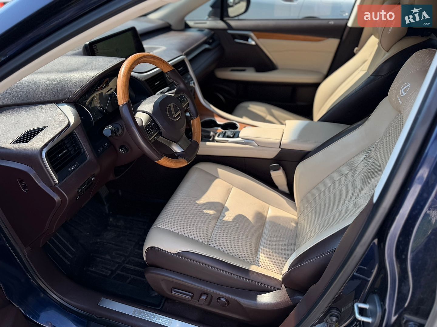 Lexus RX 2015 VIN 2T2BGMCA6GC003528 фото оголошення 17 з 20