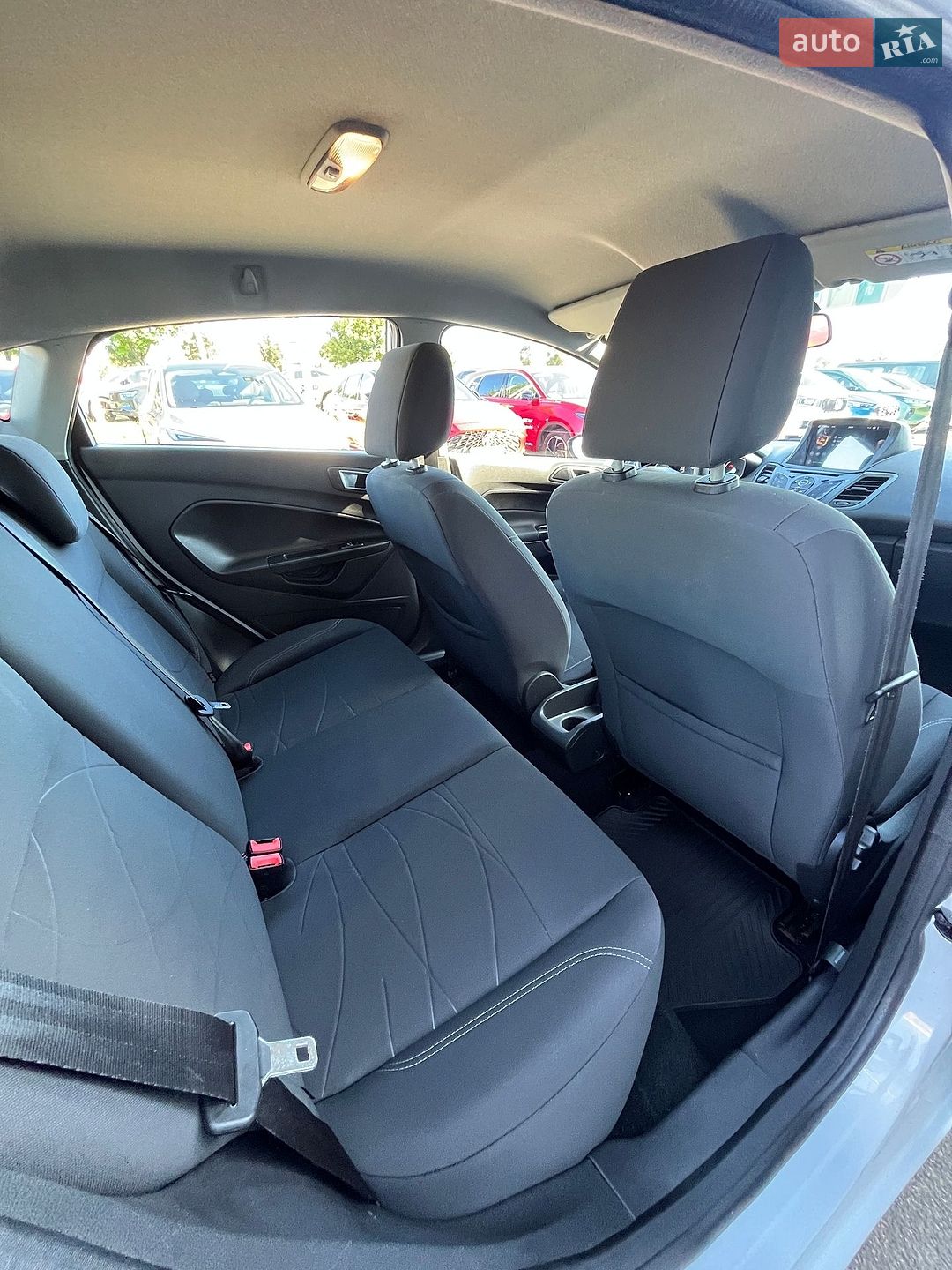 Ford Fiesta 2017 VIN WF0DXXGAKDHM70703 фото оголошення 12 з 21