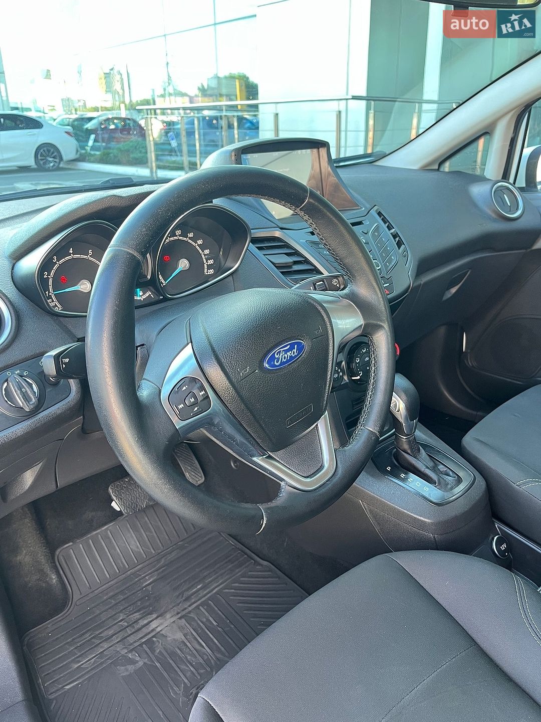 Ford Fiesta 2017 VIN WF0DXXGAKDHM70703 фото оголошення 14 з 21