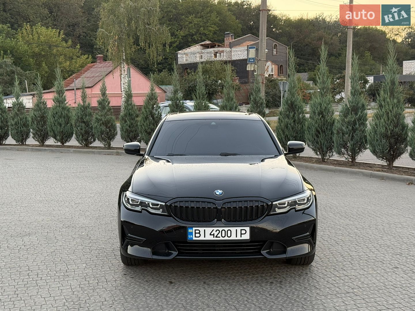 BMW 3 Series 2019 VIN WBA5R7C05LFH40578 фото оголошення 2 з 22