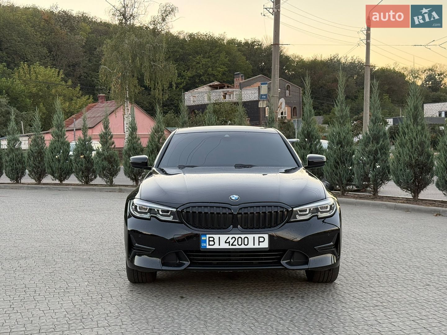 BMW 3 Series 2019 VIN WBA5R7C05LFH40578 фото оголошення 4 з 22