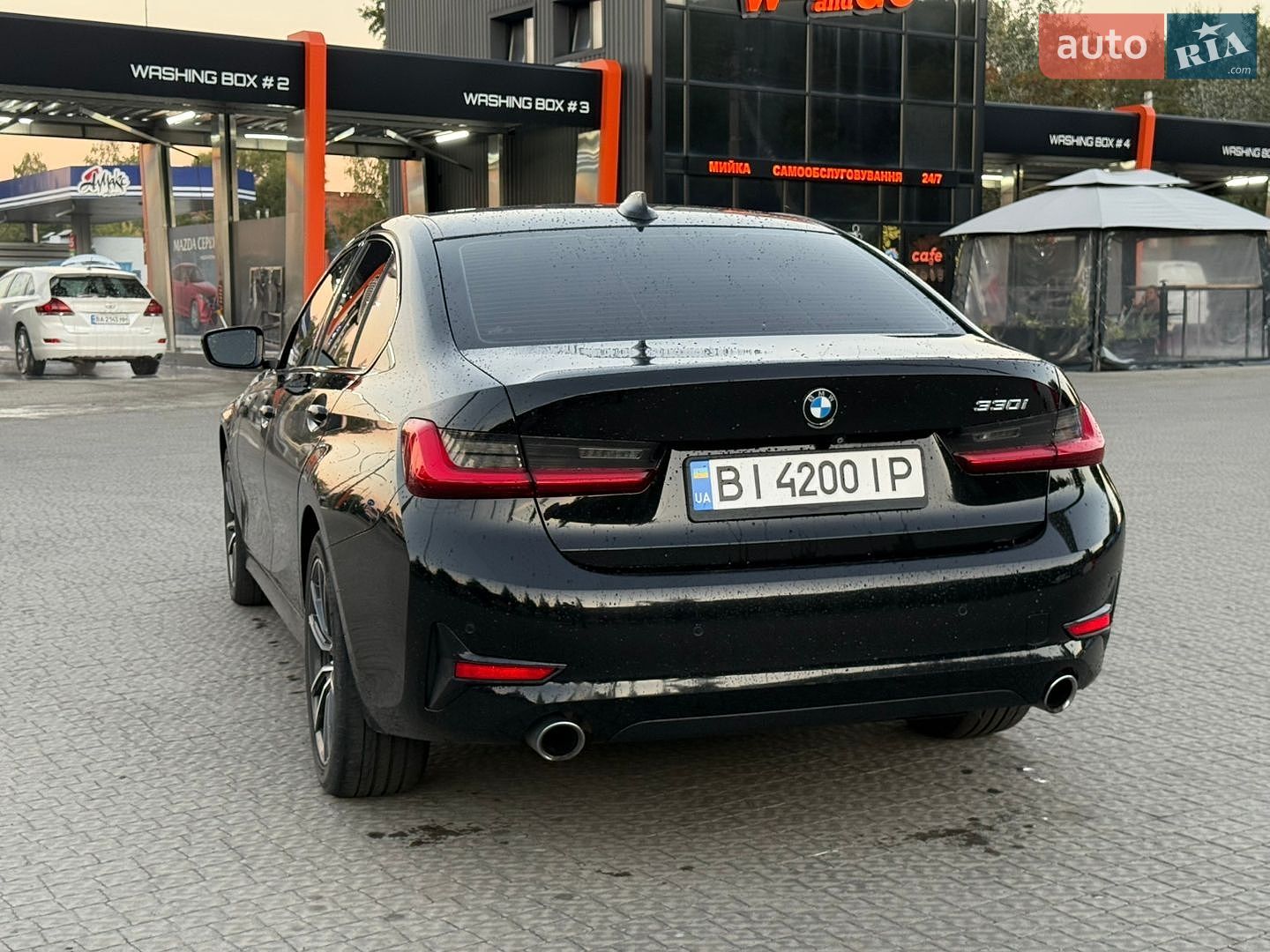 BMW 3 Series 2019 VIN WBA5R7C05LFH40578 фото оголошення 12 з 22