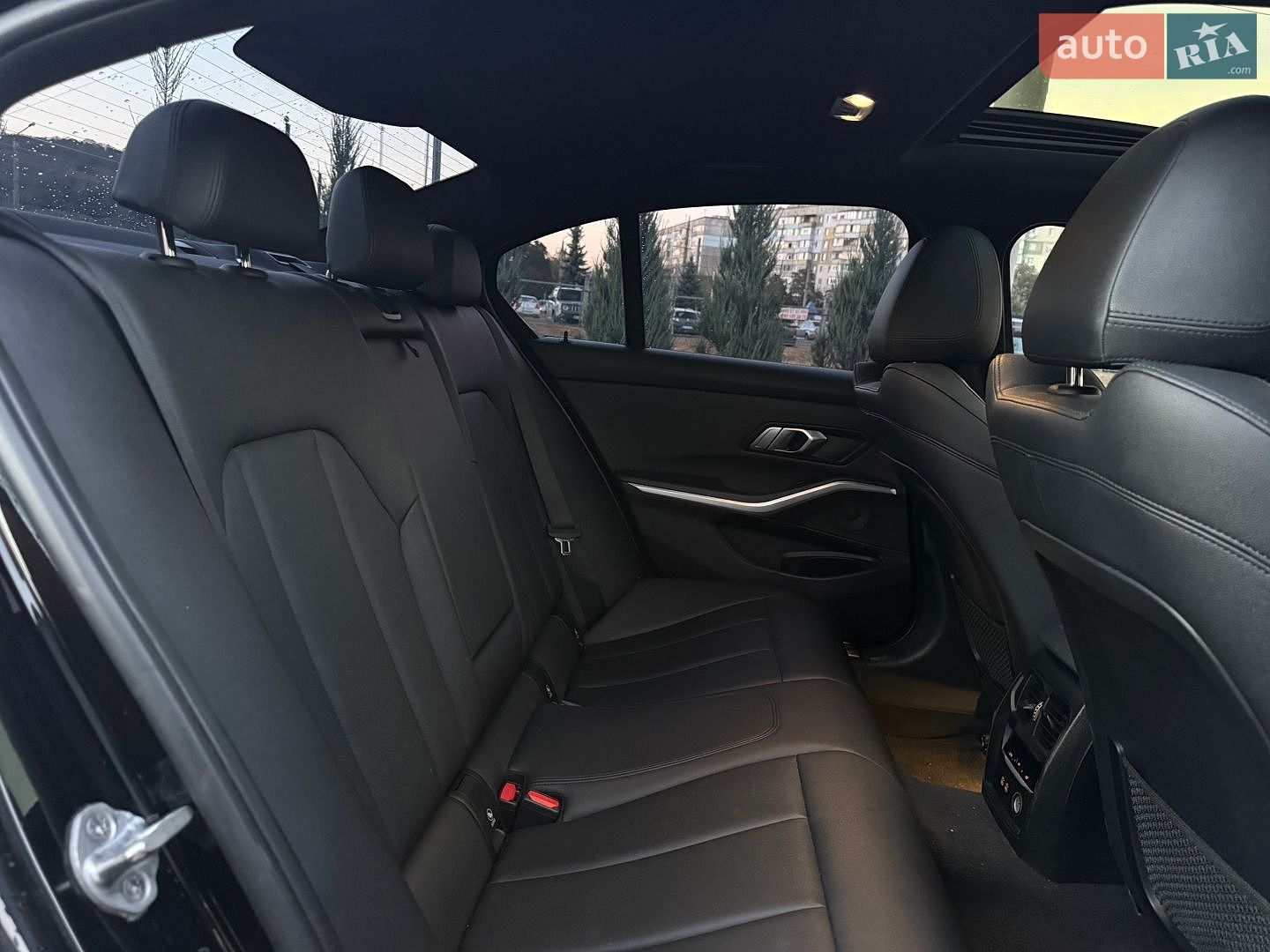 BMW 3 Series 2019 VIN WBA5R7C05LFH40578 фото оголошення 22 з 22