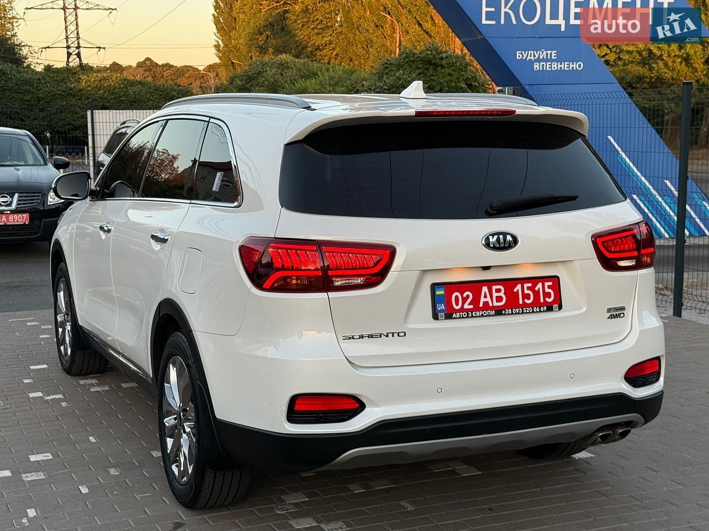 Kia Sorento 2018 VIN KNAPH81BDKA520840 фото оголошення 2 з 30