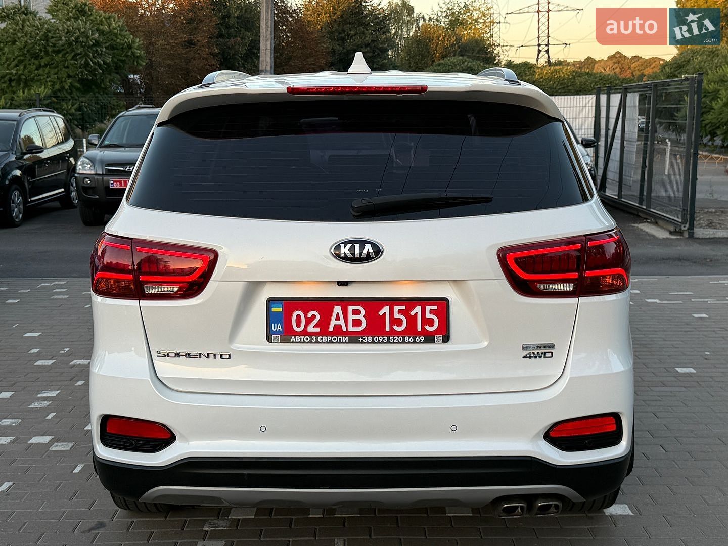 Kia Sorento 2018 VIN KNAPH81BDKA520840 фото оголошення 3 з 30