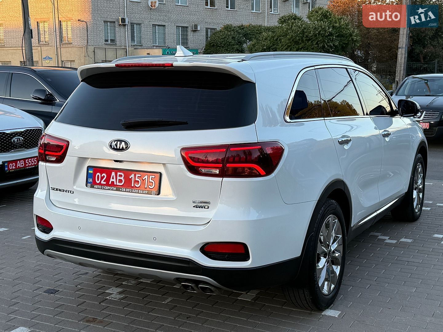 Kia Sorento 2018 VIN KNAPH81BDKA520840 фото оголошення 4 з 30