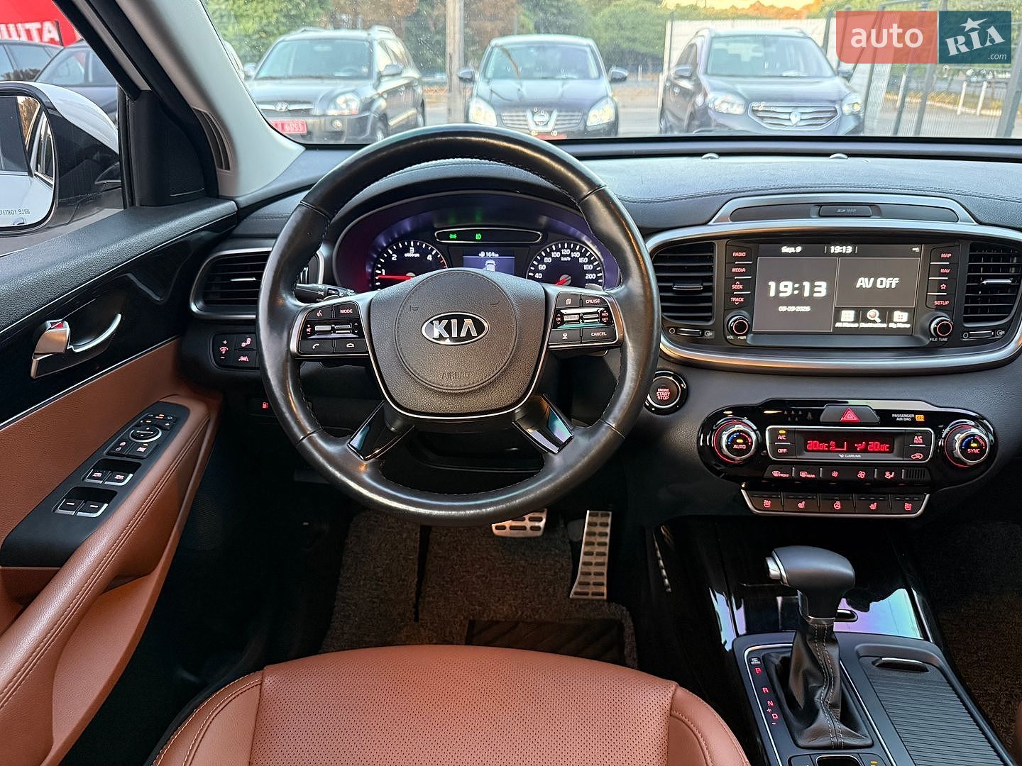 Kia Sorento 2018 VIN KNAPH81BDKA520840 фото оголошення 7 з 30