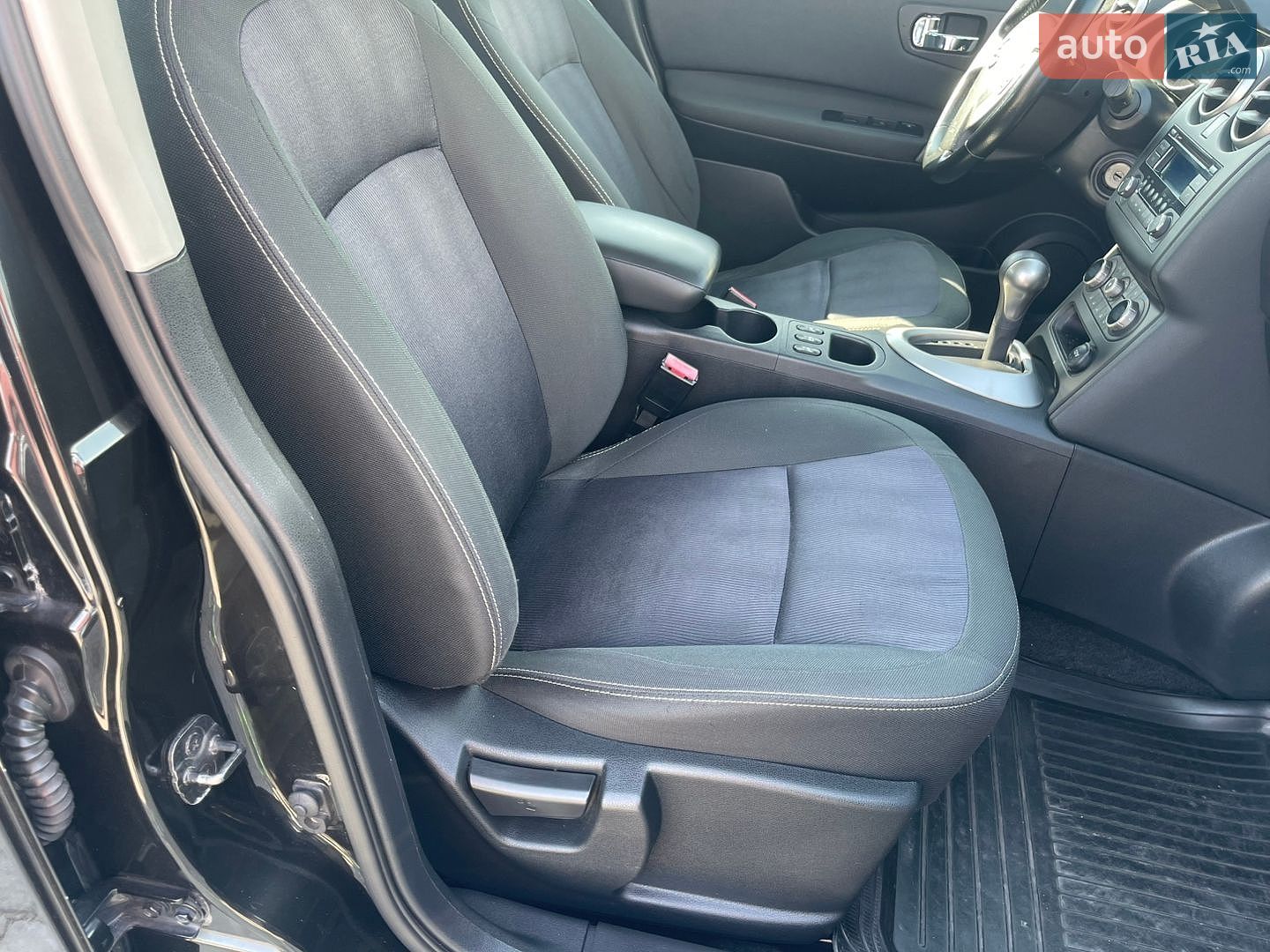 Nissan Qashqai 2013 VIN SJNFAAJ10U2734734 фото оголошення 11 з 17