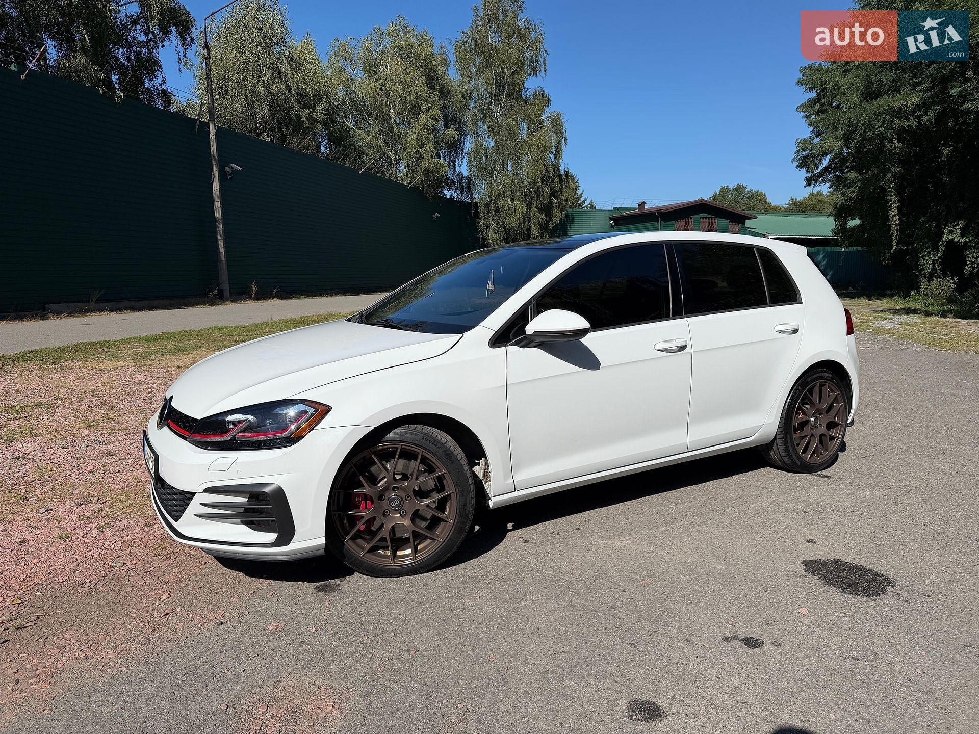 Volkswagen Golf GTI 2019 VIN 3VW6T7AU0KM013372 фото оголошення 4 з 14