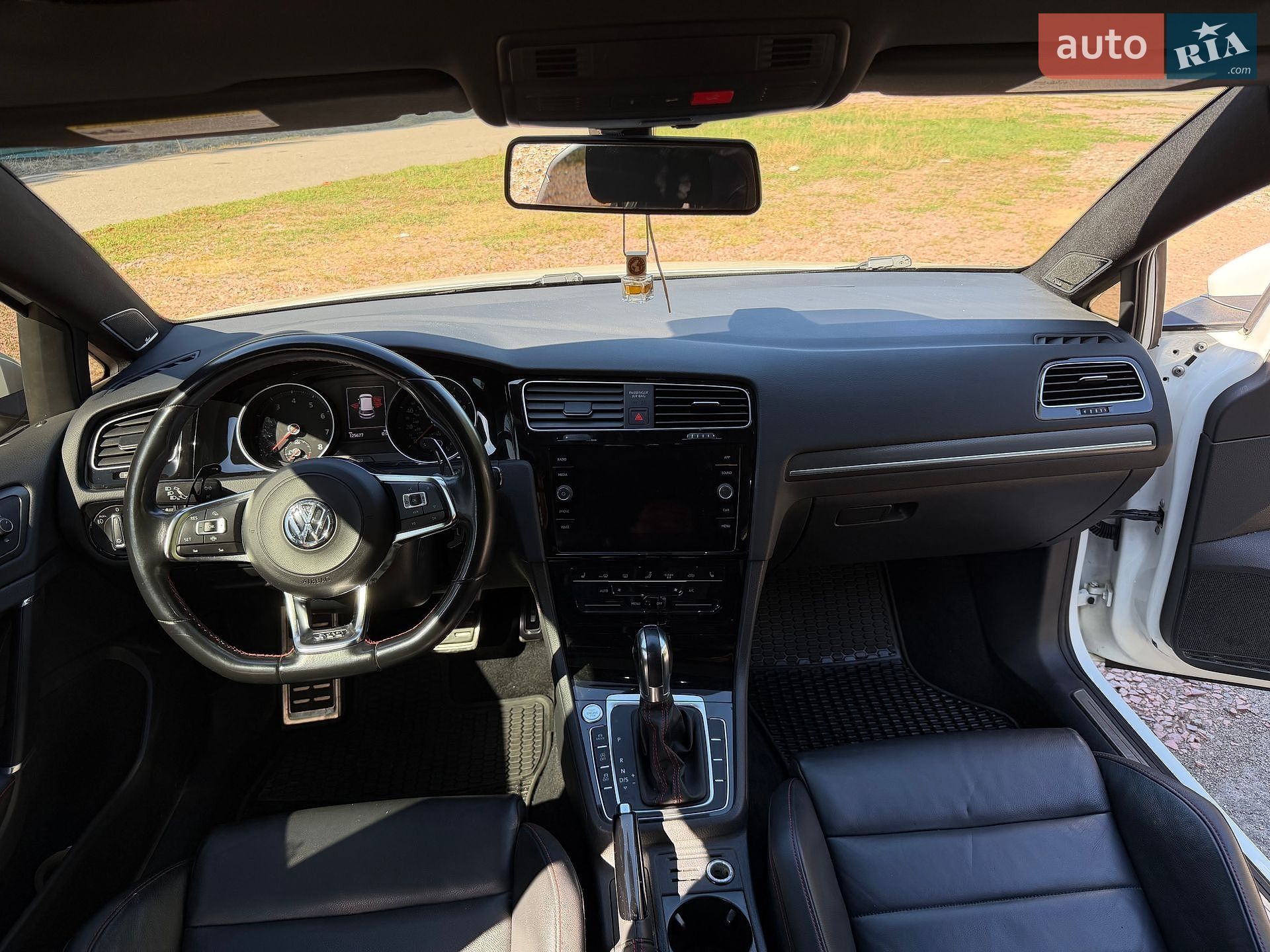 Volkswagen Golf GTI 2019 VIN 3VW6T7AU0KM013372 фото оголошення 10 з 14