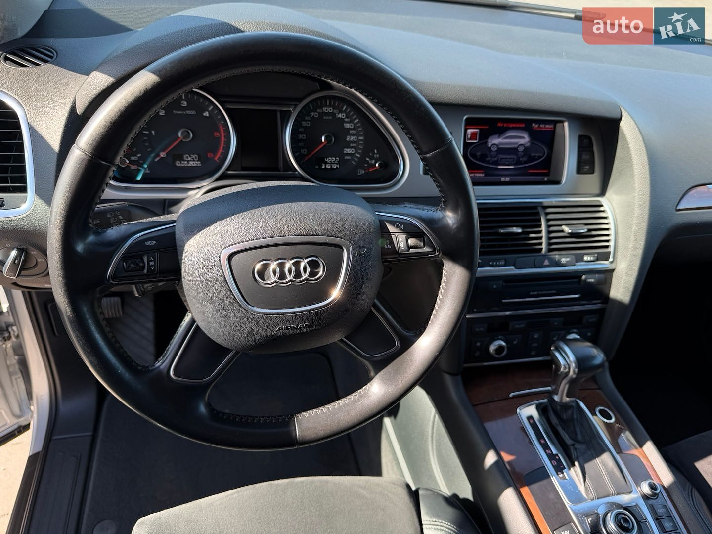 Audi Q7 2012 VIN WAUZZZ4L2DD003094 фото оголошення 10 з 22