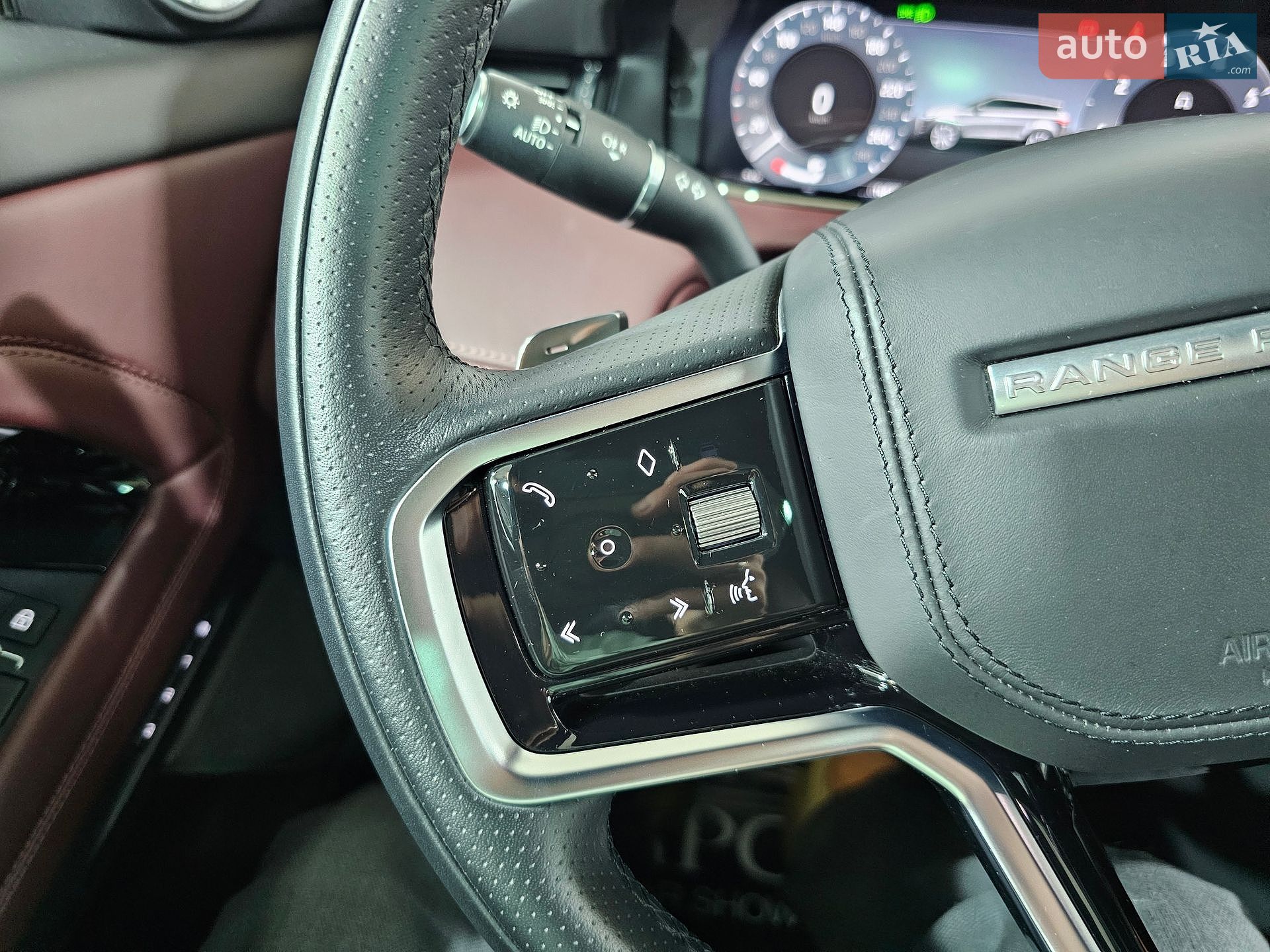 Land Rover Range Rover Evoque 2022 VIN SALZA2BX8PH195229 фото оголошення 44 з 50