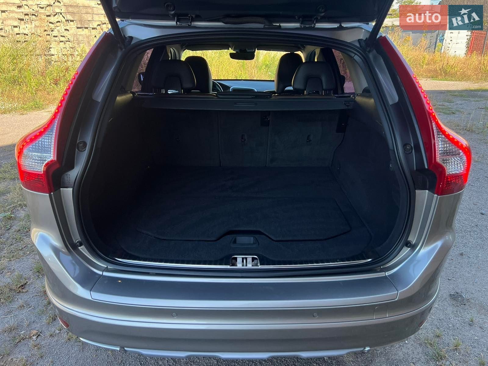 Volvo XC60 2015 VIN YV1DZA5C6G2868748 фото оголошення 19 з 51