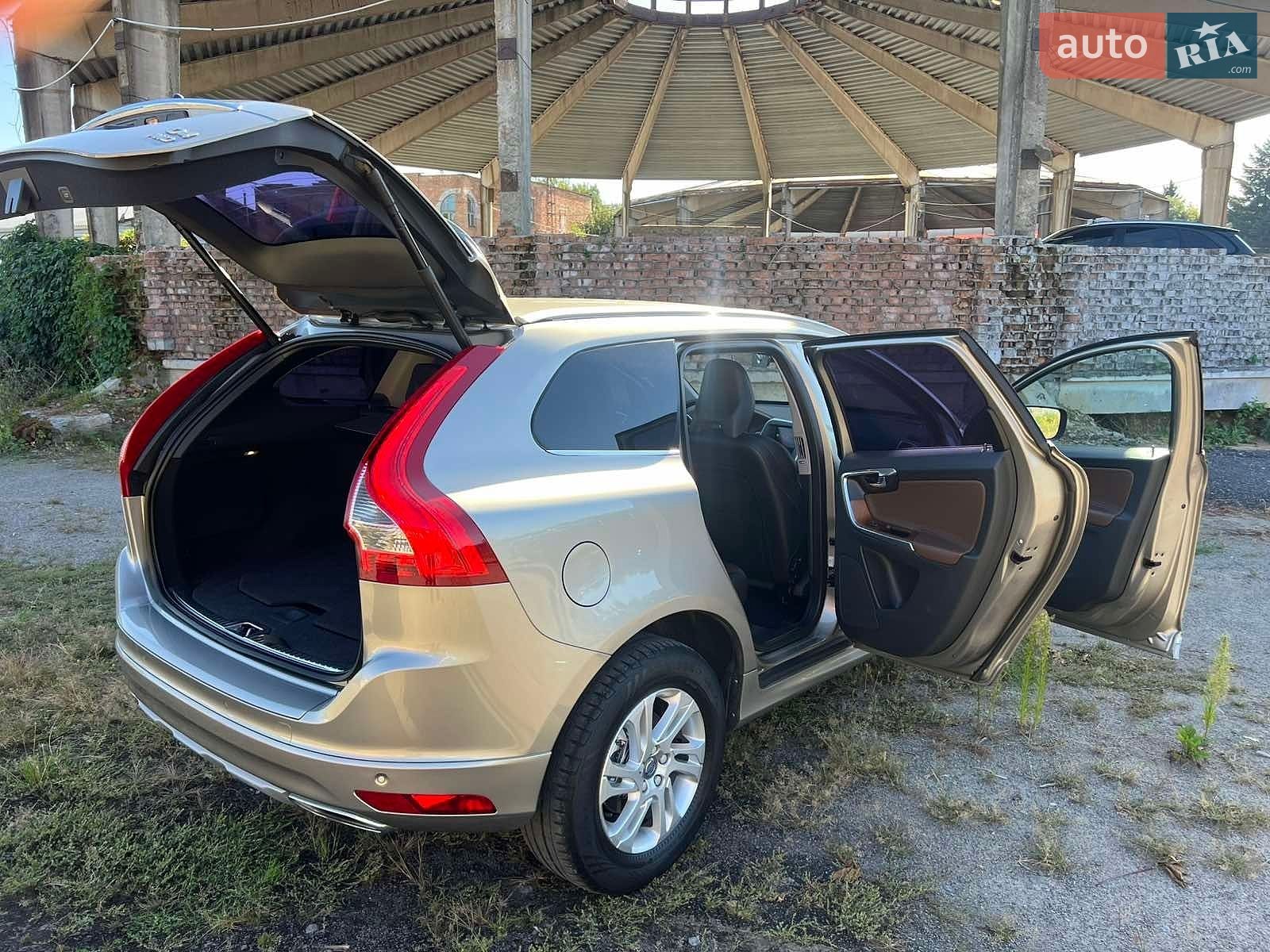 Volvo XC60 2015 VIN YV1DZA5C6G2868748 фото оголошення 29 з 51