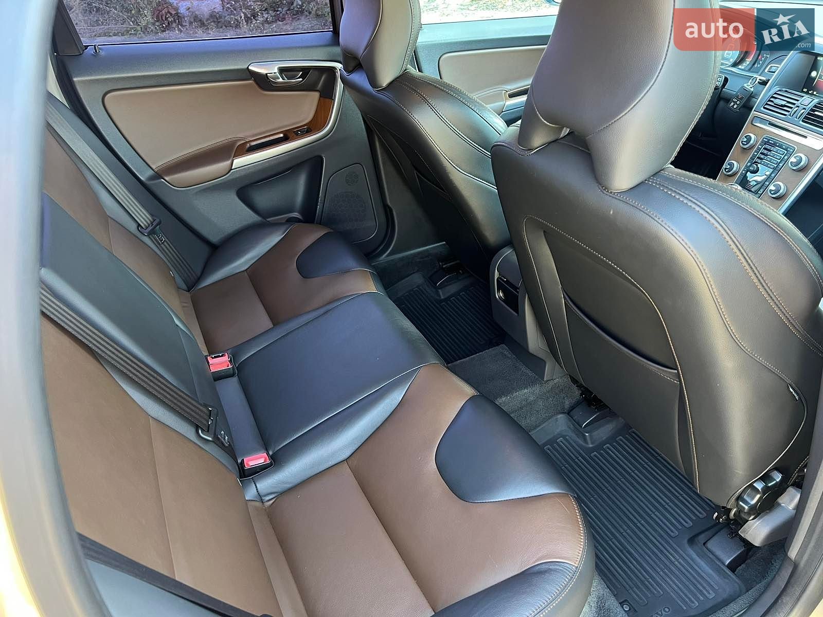 Volvo XC60 2015 VIN YV1DZA5C6G2868748 фото оголошення 41 з 51