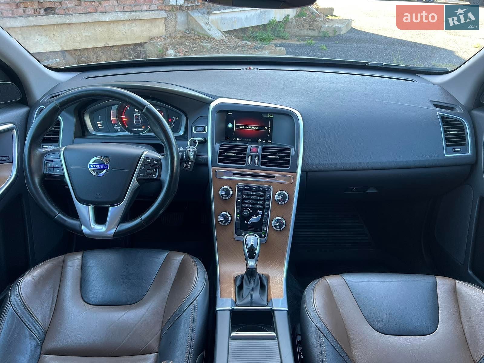 Volvo XC60 2015 VIN YV1DZA5C6G2868748 фото оголошення 2 з 51