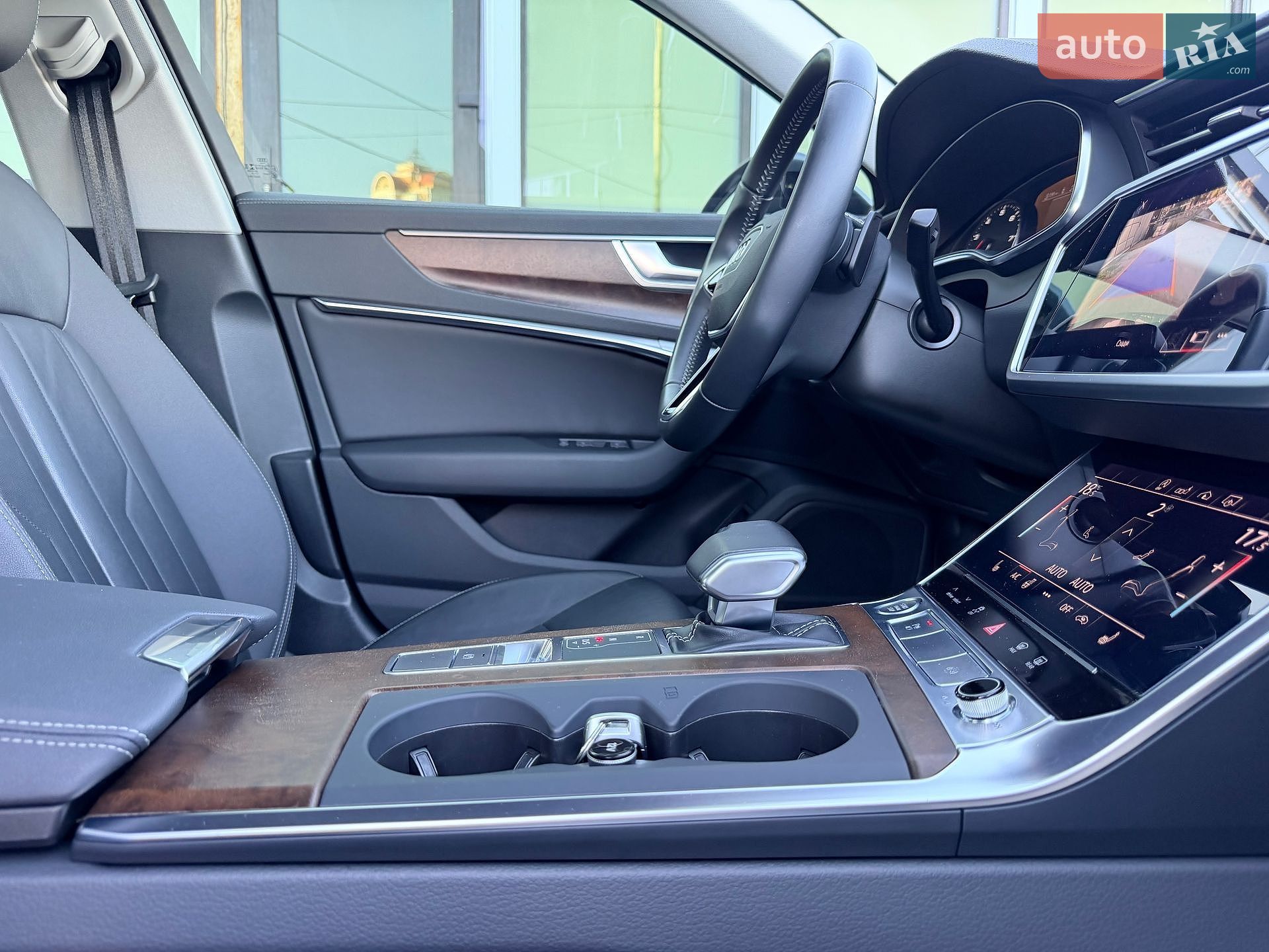 Audi A6 2019 VIN WAUK2AF21LN007853 фото оголошення 24 з 43