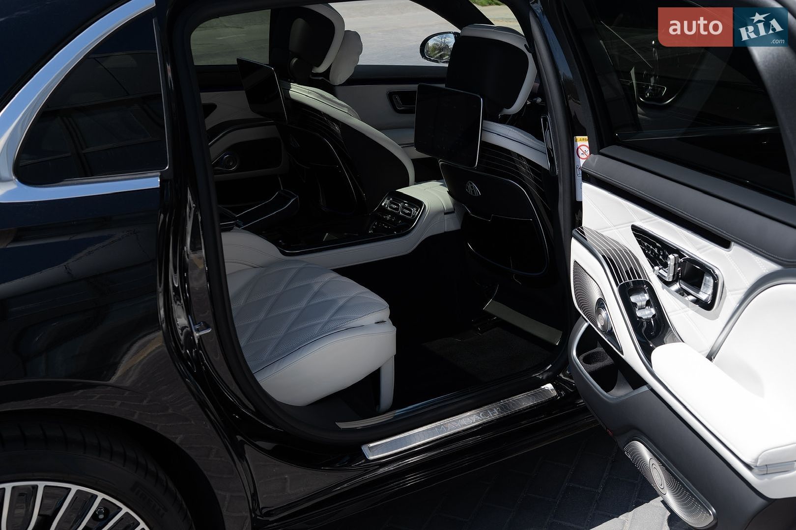 Mercedes-Benz Maybach 2022 VIN W1K6X7GB1PA198278 фото оголошення 15 з 22