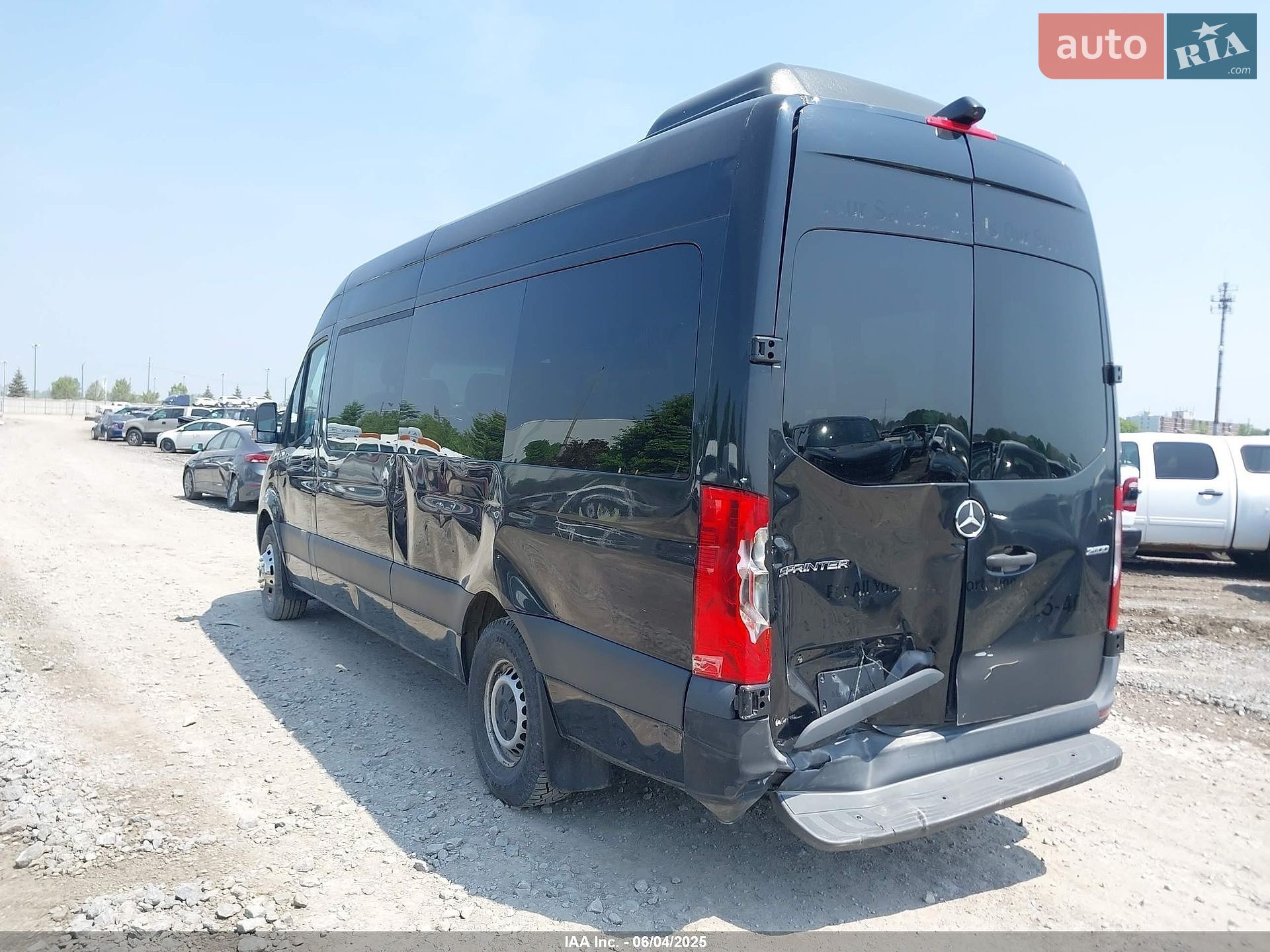 Mercedes-Benz Sprinter 2019 VIN WDZBF1CD7KT002602 фото оголошення 4 з 14