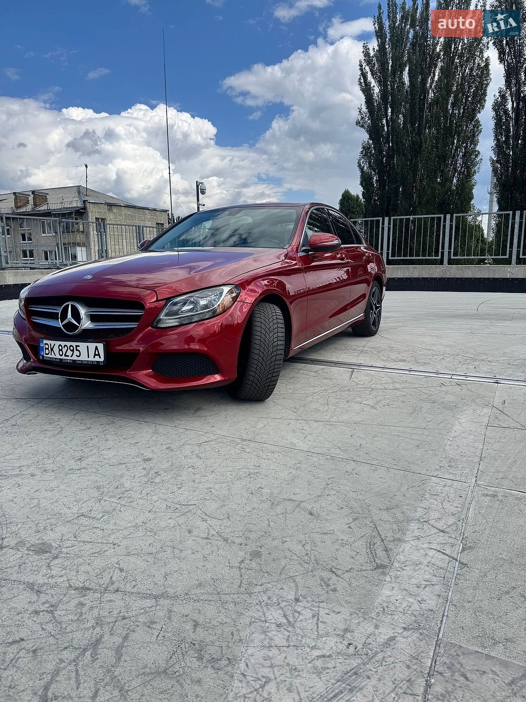 Mercedes-Benz C-Class 2015 VIN 55SWF4JB4GU113928 фото оголошення 2 з 42