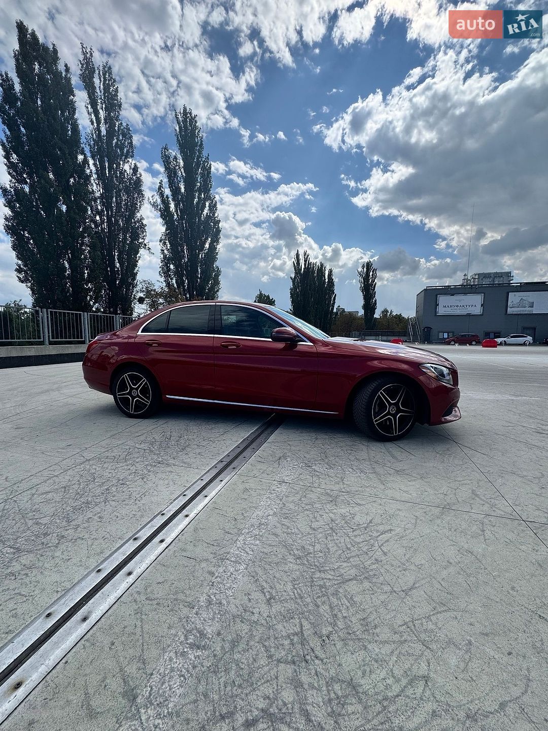 Mercedes-Benz C-Class 2015 VIN 55SWF4JB4GU113928 фото оголошення 5 з 42