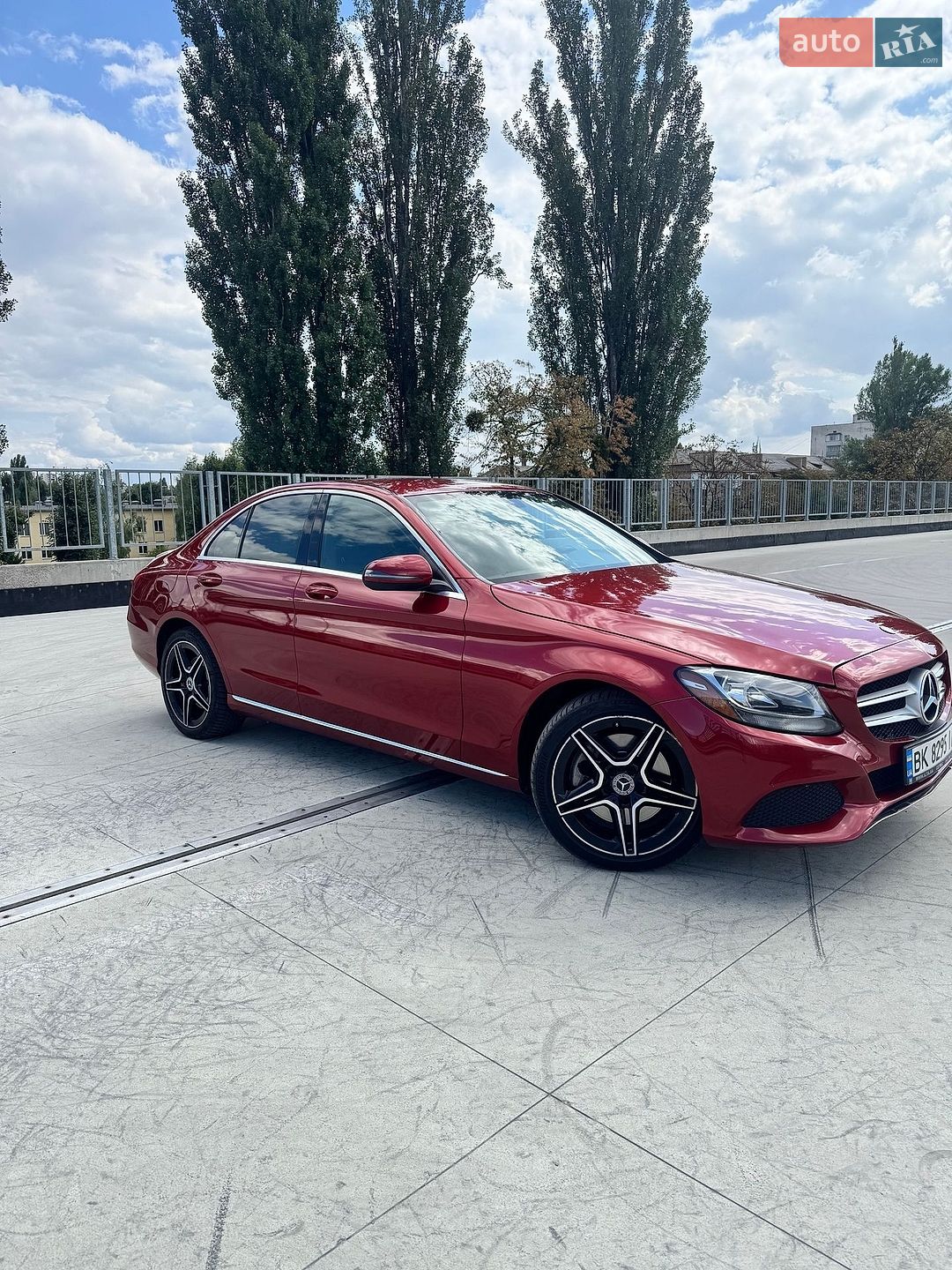 Mercedes-Benz C-Class 2015 VIN 55SWF4JB4GU113928 фото оголошення 7 з 42