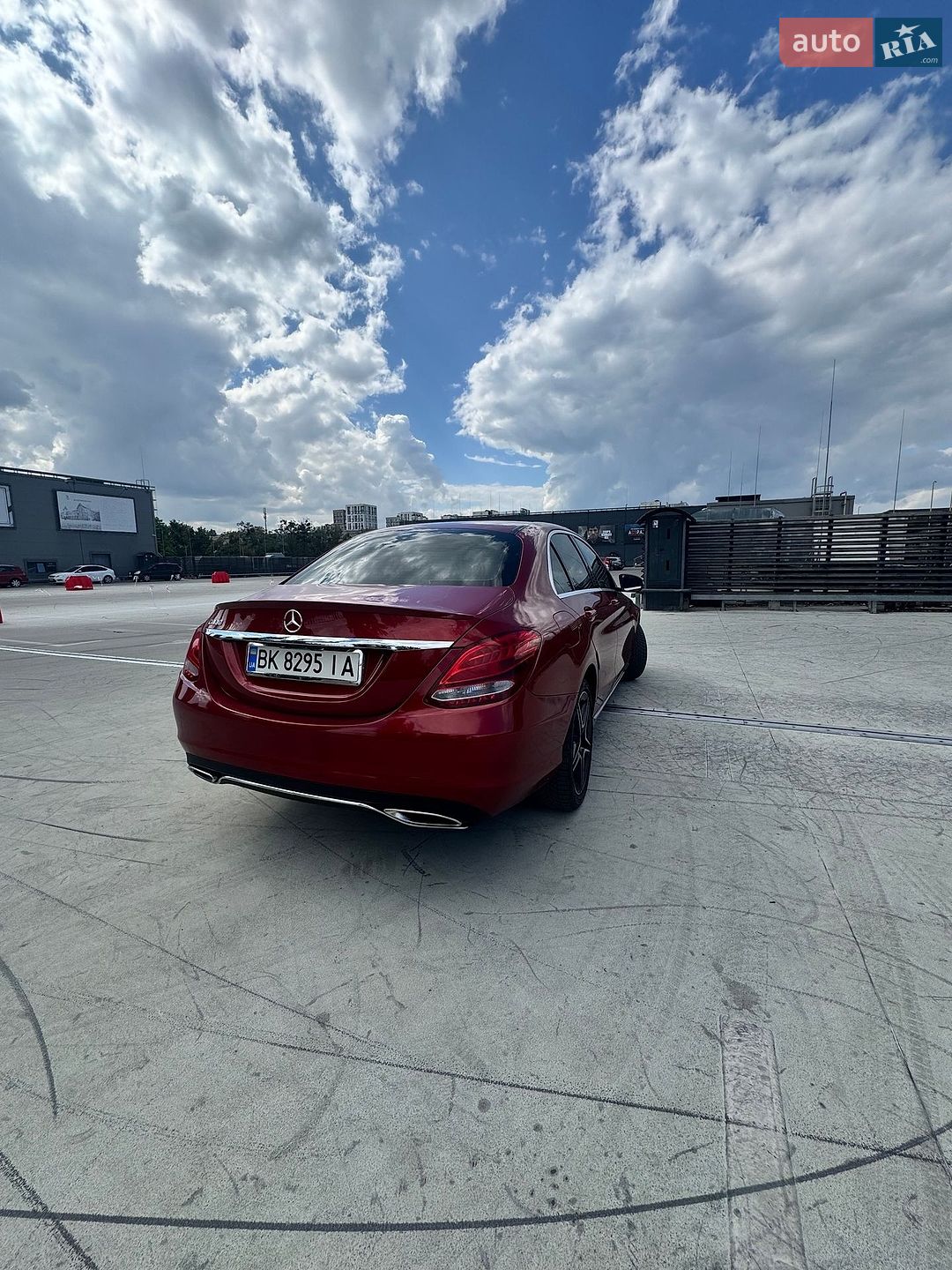Mercedes-Benz C-Class 2015 VIN 55SWF4JB4GU113928 фото оголошення 11 з 42