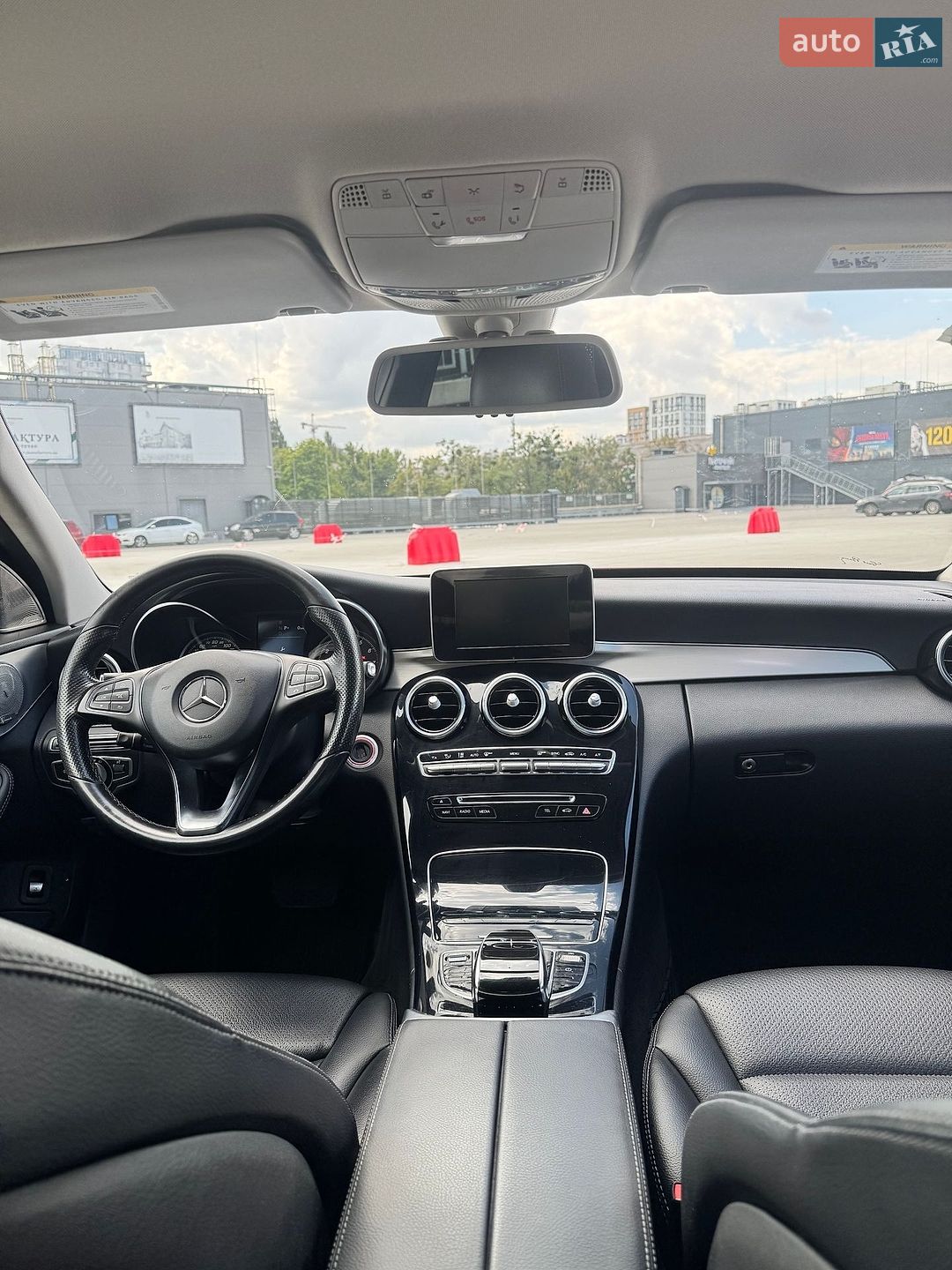 Mercedes-Benz C-Class 2015 VIN 55SWF4JB4GU113928 фото оголошення 30 з 42