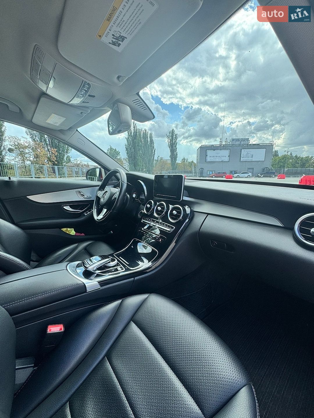 Mercedes-Benz C-Class 2015 VIN 55SWF4JB4GU113928 фото оголошення 32 з 42