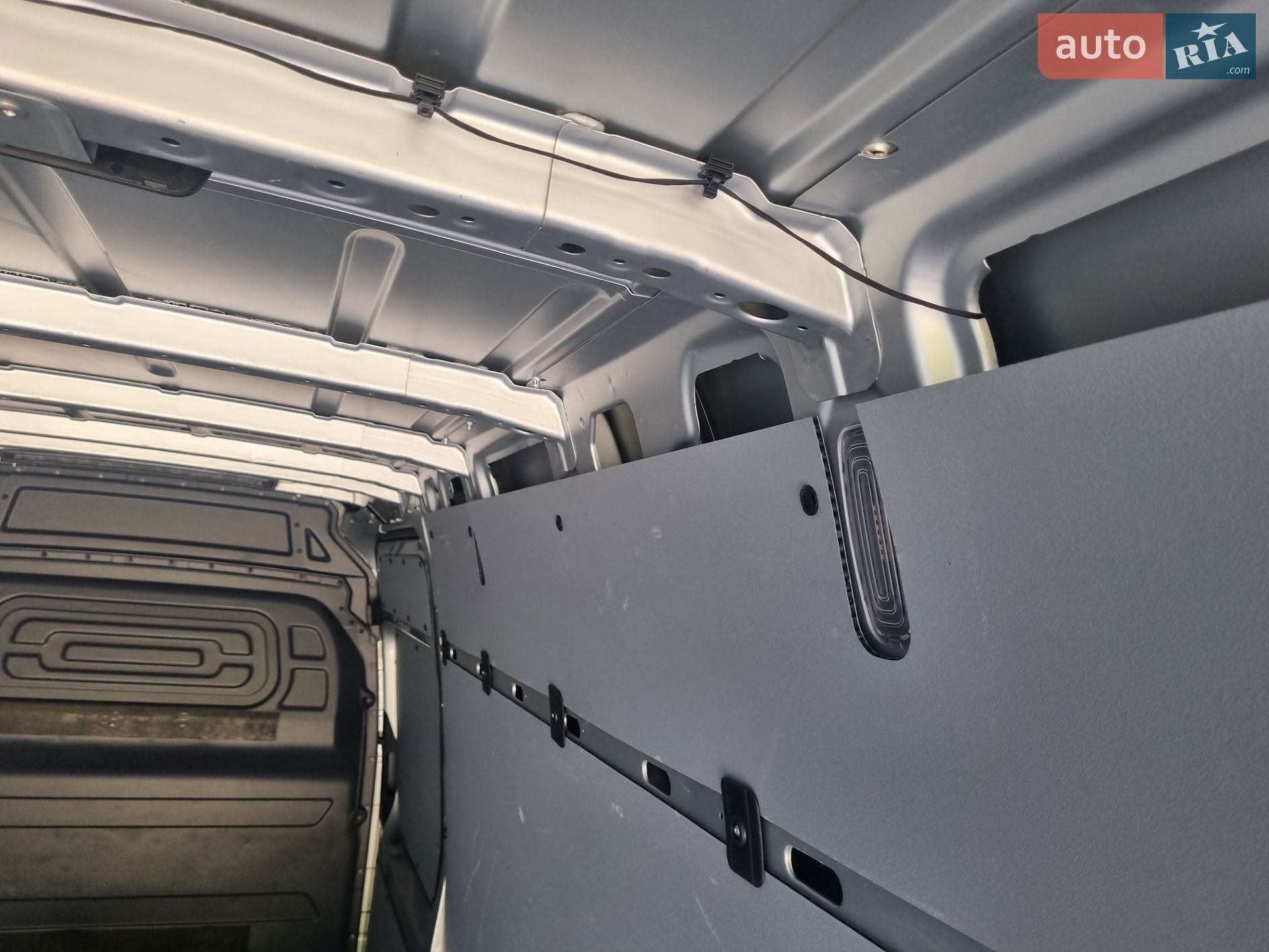 Mercedes-Benz Sprinter 2023 VIN W1V9076351P490551 фото оголошення 15 з 79