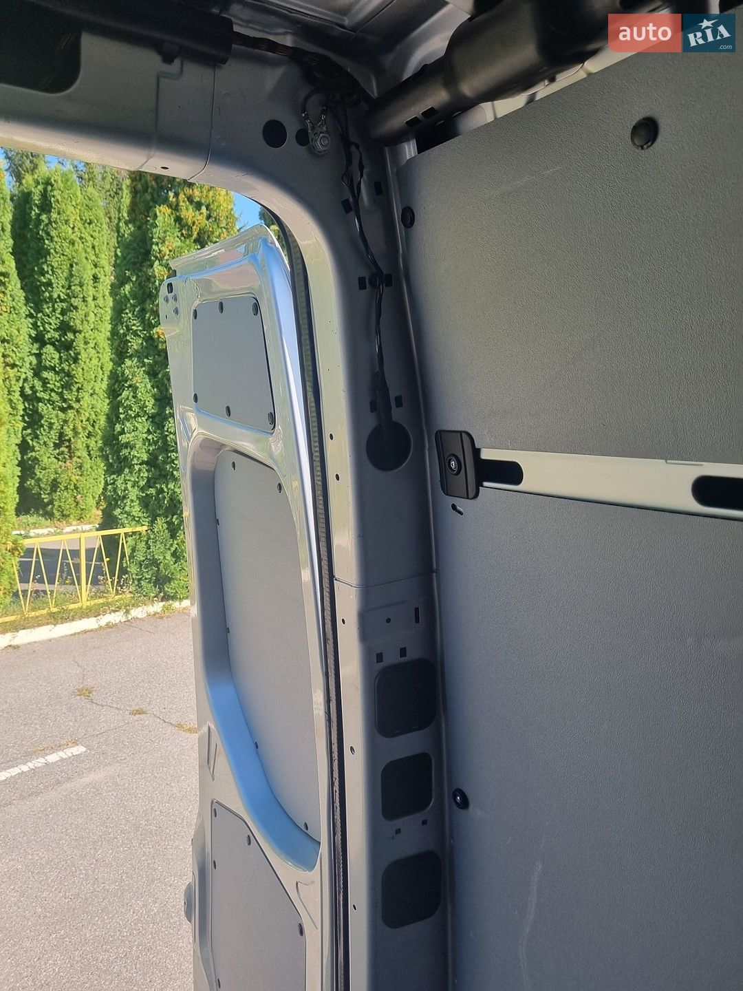 Mercedes-Benz Sprinter 2023 VIN W1V9076351P490551 фото оголошення 19 з 79
