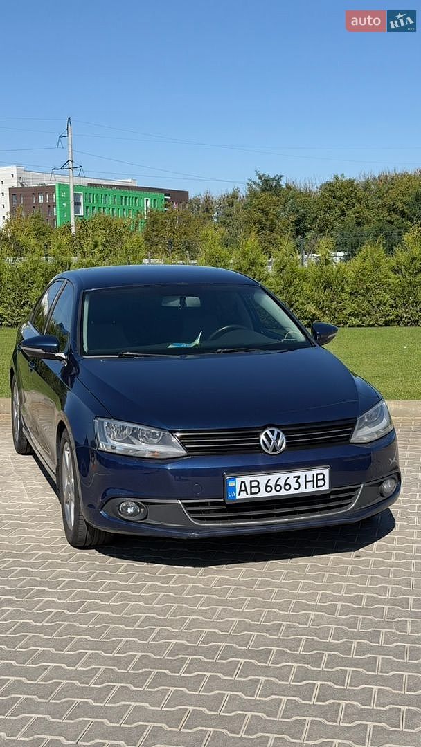 Volkswagen Jetta 2011 VIN WVWZZZ16ZBM118325 фото оголошення 10 з 27