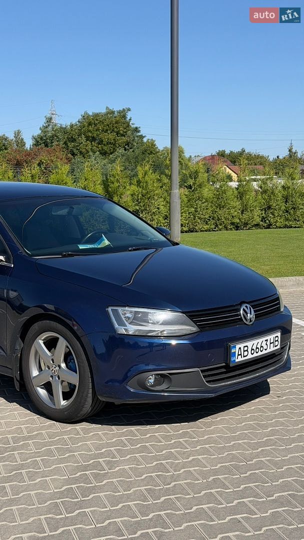 Volkswagen Jetta 2011 VIN WVWZZZ16ZBM118325 фото оголошення 12 з 27