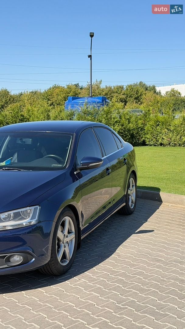 Volkswagen Jetta 2011 VIN WVWZZZ16ZBM118325 фото оголошення 21 з 27