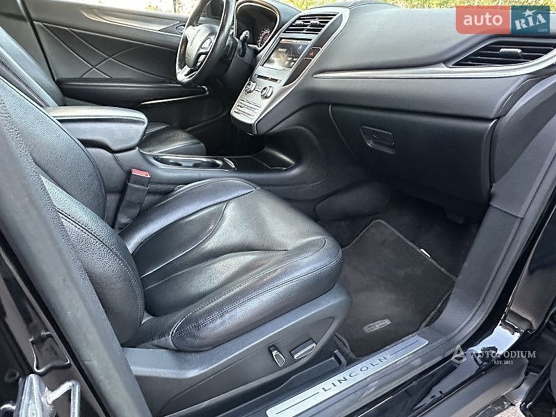 Lincoln MKC 2015 VIN 5LMCJ1A92FUJ14766 фото оголошення 25 з 30